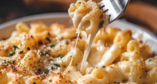 White Cheddar Mac and Cheese